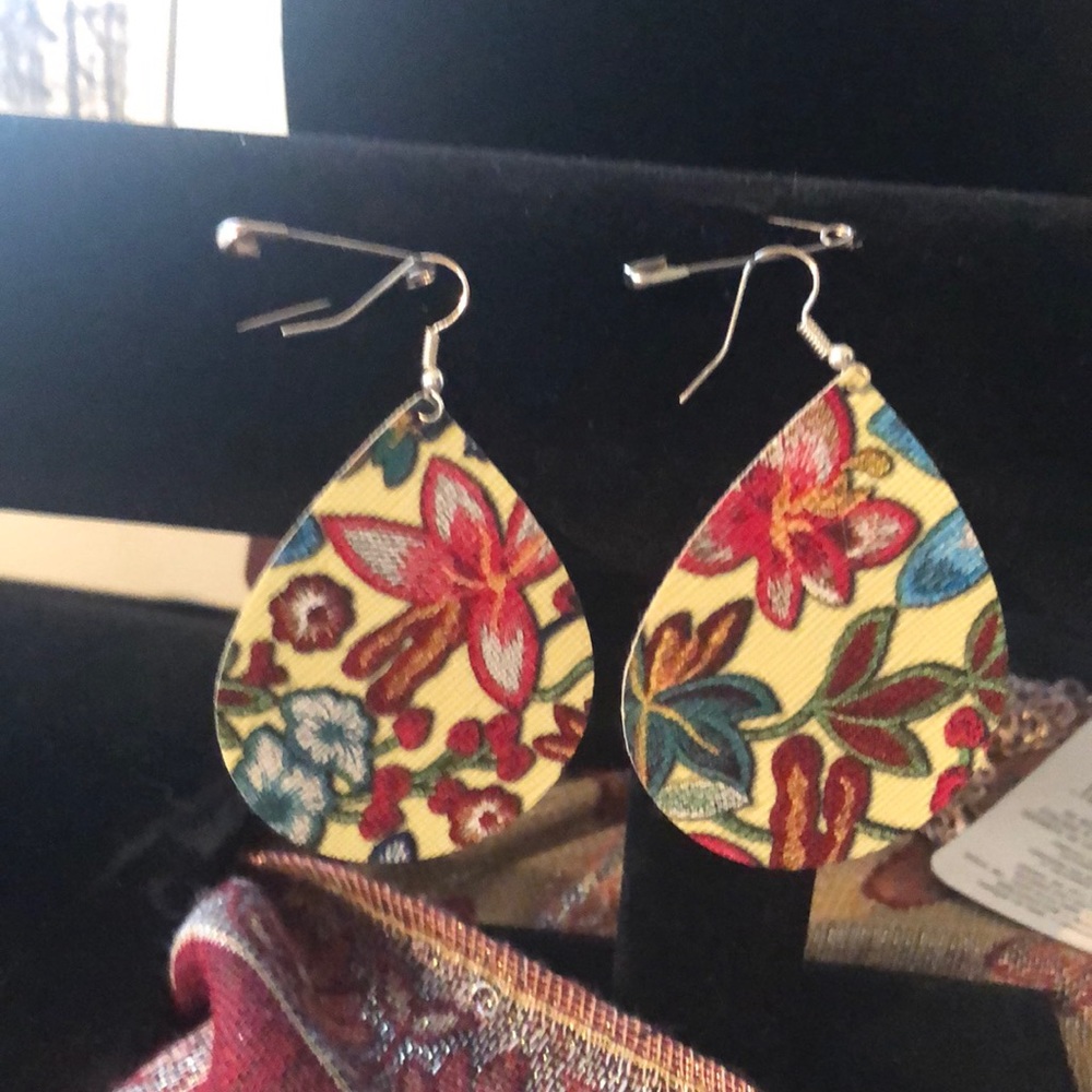 Leather floral earring